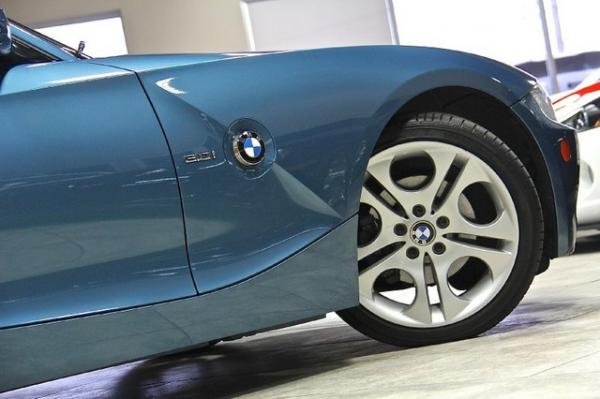 New-2005-BMW-Z4-30i-Sport