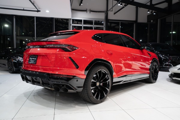 Used 2022 Lamborghini Urus SUV ONLY 13k Miles HOT Spec Style Pkg Comfort Seats 3D Sound LOADED for sale $219,800 at Chicago Motor Cars in West Chicago IL 60185 4