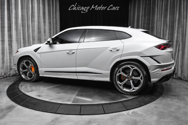 Used 2024 Lamborghini Urus S Only 13K Miles Grigio Hati RARE Carbon Fiber WARRANTY LOADED for sale Sold at Chicago Motor Cars in West Chicago IL 60185 3