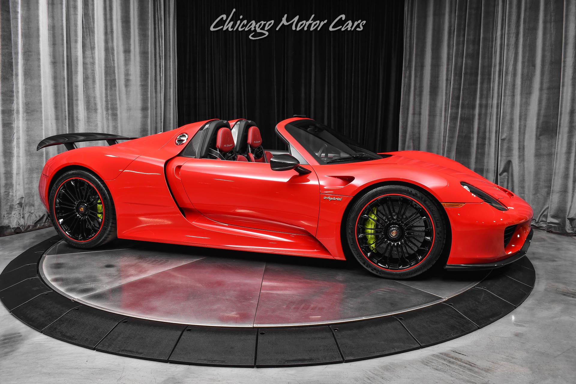 ブーン ジグザッガー オールド レッドヘッド Used 2015 Porsche 918 Spyder RARE 400 Miles! Red on Red! Front