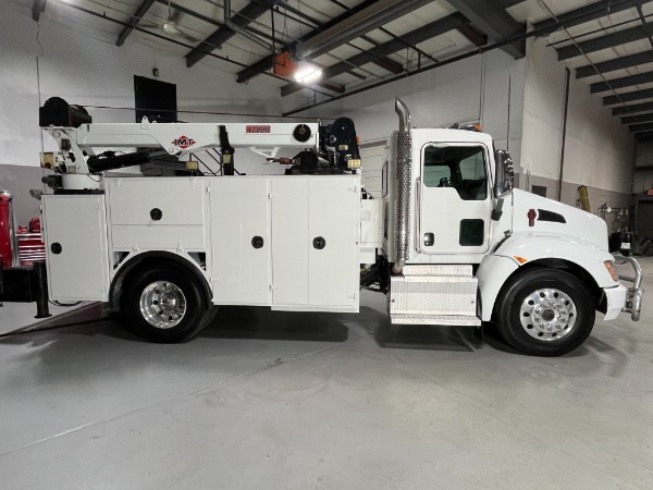 Used 2016 Kenworth T370 Service Truck with Crane for sale $89,800 at Chicago Motor Cars in West Chicago IL 60185 4