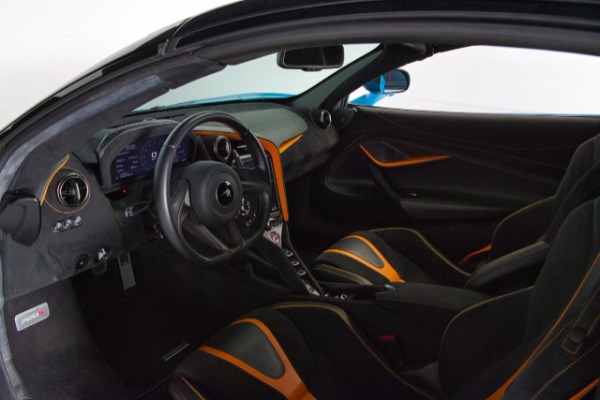 Used 2022 McLaren 720S Spider Performance MSO Bespoke Paint MSO Blackpack Electrochromic Roof Tons of CF for sale Sold at Chicago Motor Cars in West Chicago IL 60185 2