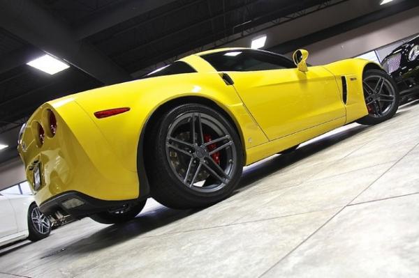 New-2006-Chevrolet-Corvette-Z06-w2LZ