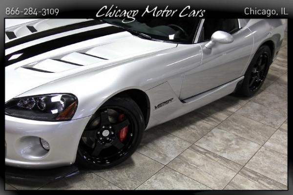 Used-2009-Dodge-Viper-SRT10-VOI