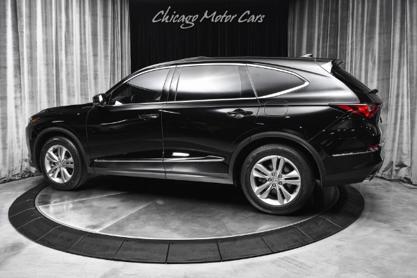 Used 2022 Acura MDX SH-AWD Panoroof Apple CarPlay/Android Auto Power Liftgate Loaded for sale Sold at Chicago Motor Cars in West Chicago IL 60185 3