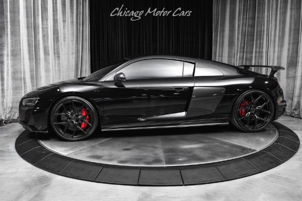 Used 2022 Audi R8 5.2 Quattro V10 Performance Carbon Optic B&O Sound Vossen Wheels LOADED for sale Sold at Chicago Motor Cars in West Chicago IL 60185 1