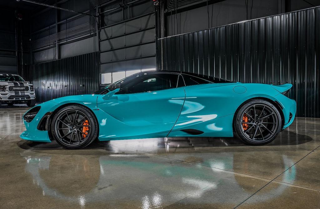 Used 2025 McLaren 750S Spider MSO Tokyo Cyan Front Axle Lift
