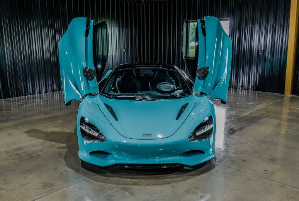Used 2025 McLaren 750S Spider MSO Tokyo Cyan Front Axle Lift  Performance Interior Carbon Fibre PackExt for sale Sold at Chicago Motor Cars in West Chicago IL 60185 3