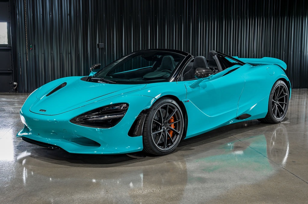 Used 2025 McLaren 750S Spider MSO Tokyo Cyan Front Axle Lift  Performance Interior Carbon Fibre PackExt for sale Sold at Chicago Motor Cars in West Chicago IL 60185 1