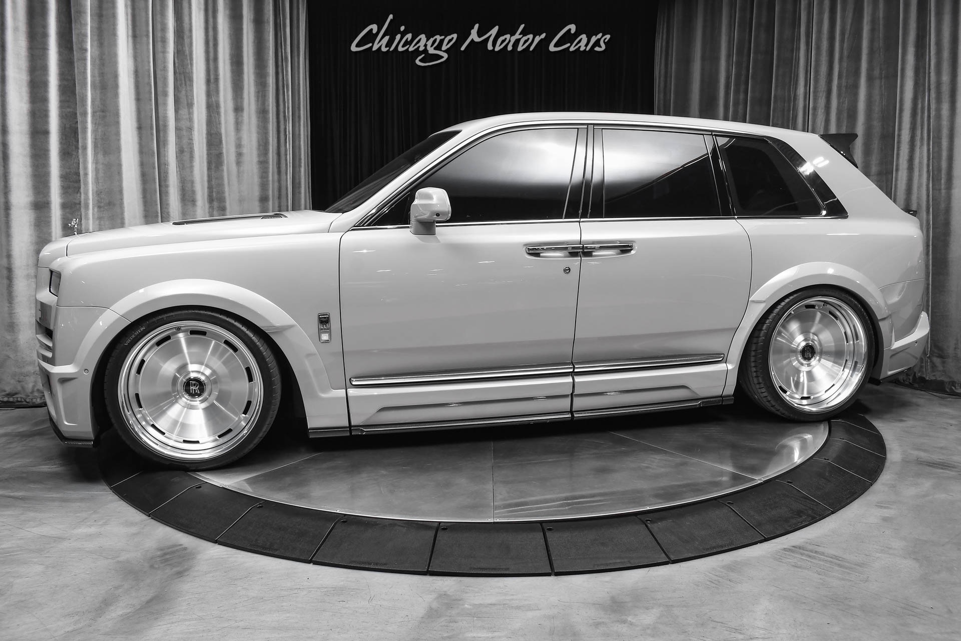 2027 Rolls-Royce Clear Bodystyle — photo 1 of 13