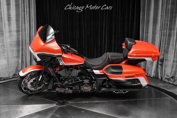Used 2024 Harley-Davidson FLHXSE Street Glide 121! 25th Anniversary Limited Edition! Only 640 Miles! for sale Sold at Chicago Motor Cars in West Chicago IL 60185 3