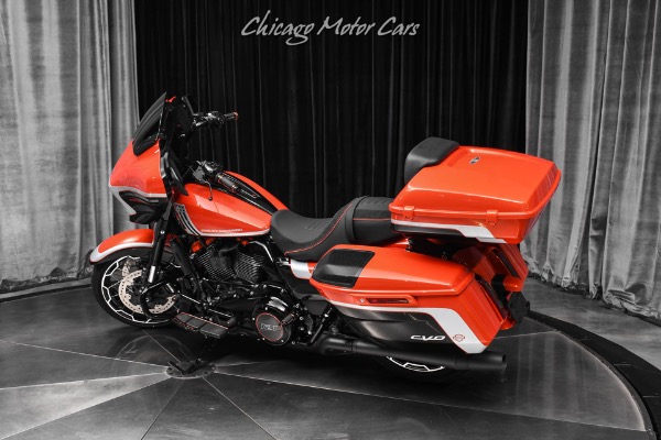 Used 2024 Harley-Davidson FLHXSE Street Glide 121! 25th Anniversary Limited Edition! Only 640 Miles! for sale Sold at Chicago Motor Cars in West Chicago IL 60185 4