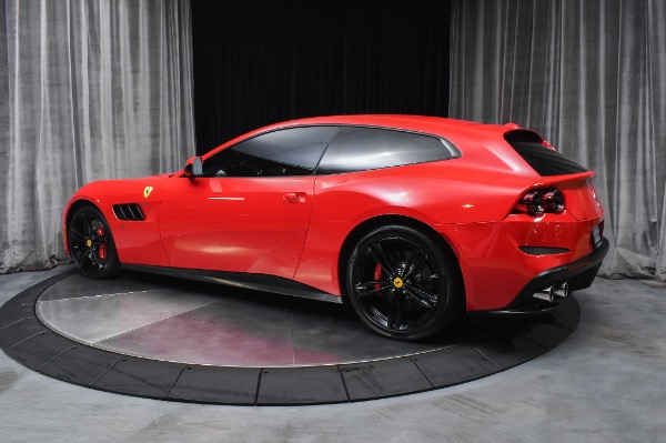 Used 2018 Ferrari GTC4Lusso Axle Lifter Passenger Display Sport Exhaust System V12 Carbon Fiber LOADED for sale Sold at Chicago Motor Cars in West Chicago IL 60185 3