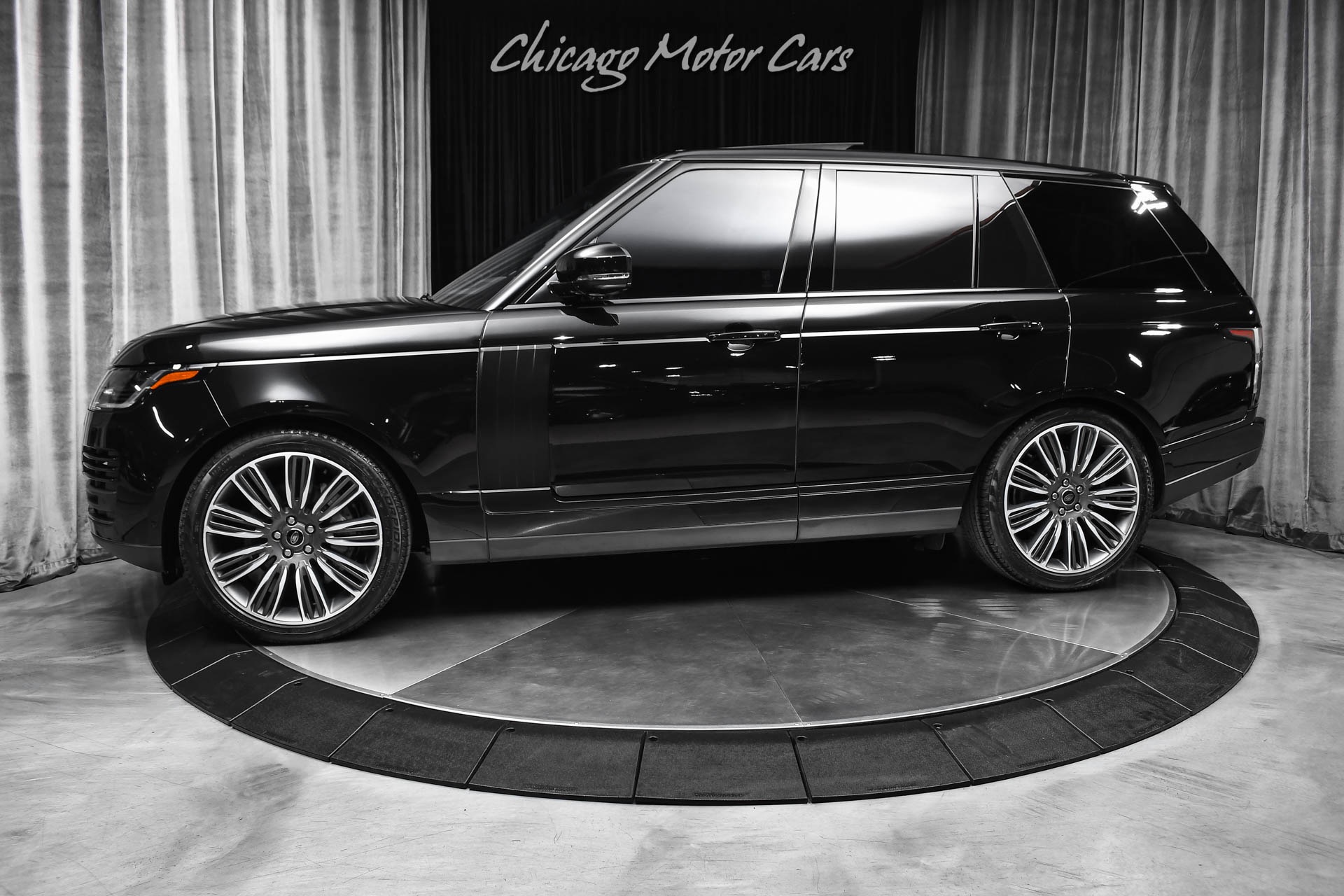 Used 2022 Land Rover Range Rover SUV 3.0L V6 Diamond Turned Wheels Drive Pack & Park Pack Soft Close Doors for sale $42,800 at Chicago Motor Cars in West Chicago IL