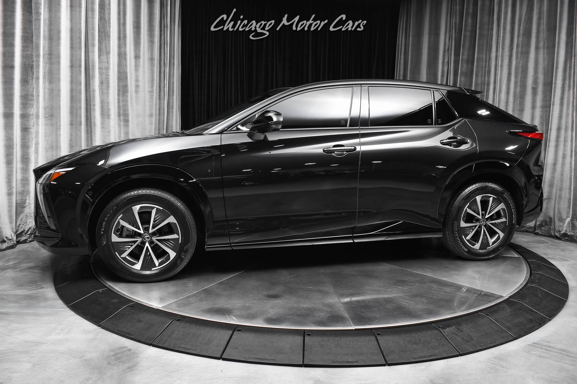 2024 Lexus Clear Bodystyle — photo 1 of 21