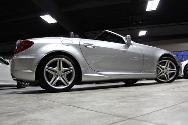 New-2009-Mercedes-Benz-SLK55-AMG