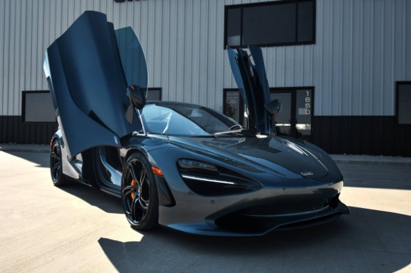 Used 2024 McLaren 750S Spider MSO Sarthe Grey! $504K MSRP! $91K In Carbon!60th Anniversary Kiwi! Full PPF for sale Call for price at Chicago Motor Cars in West Chicago IL 60185 3