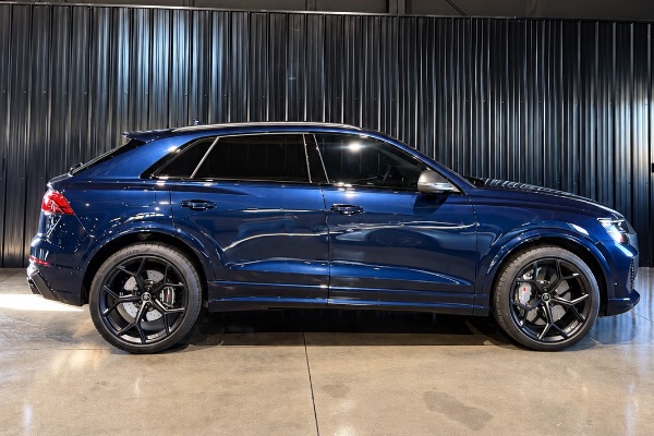 Used 2025 Audi RSQ8 Performance $7,100 Matte Carbon Package  Extensive Carbon Fiber  23 Forged Wheels for sale $135,800 at Chicago Motor Cars in West Chicago IL 60185 1