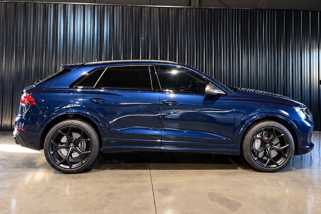 Used 2025 Audi RS Q8 performance $7,100 Matte Carbon Package  Extensive Carbon Fiber  23 Forged Wheels for sale Call for price at Chicago Motor Cars in West Chicago IL 60185 1