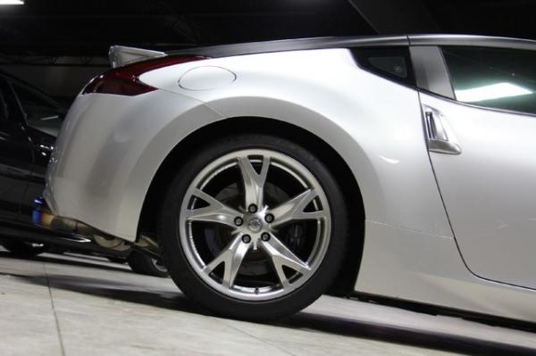 New-2009-Nissan-370Z-Touring