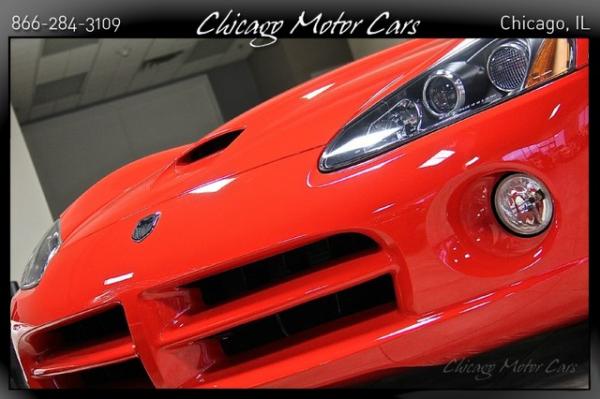 Used-2003-Dodge-Viper-SRT-10