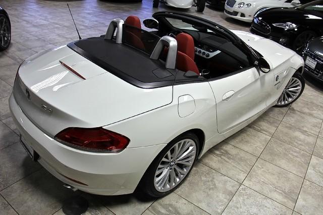 New-2011-BMW-Z4-sDrive35i