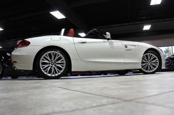 New-2011-BMW-Z4-sDrive35i