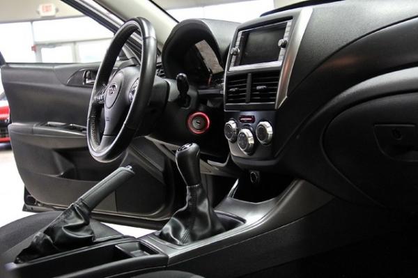 New-2011-Subaru-Impreza-Wagon-WRX