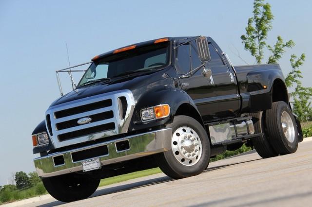 Used-2006-Ford-F-650-Super-Duty