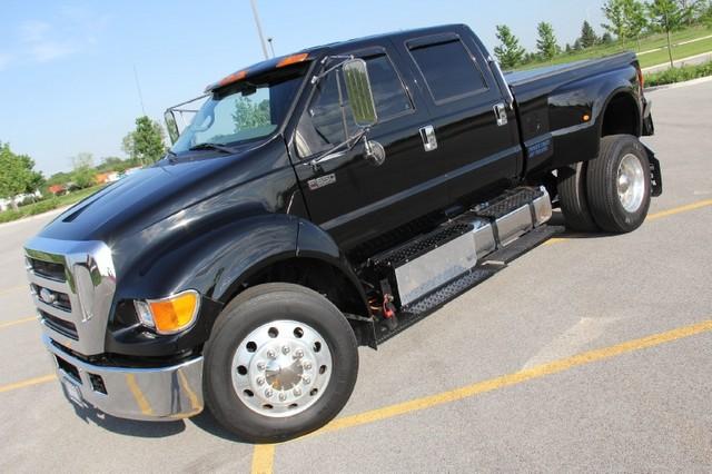 Used-2006-Ford-F-650-Super-Duty