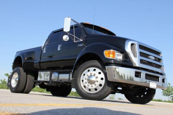 Used-2006-Ford-F-650-Super-Duty