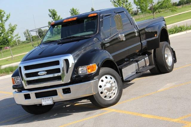 Used-2006-Ford-F-650-Super-Duty