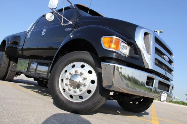 Used-2006-Ford-F-650-Super-Duty