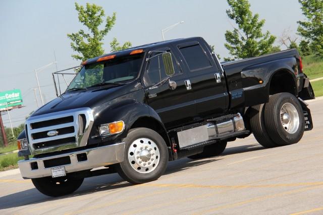 Used-2006-Ford-F-650-Super-Duty