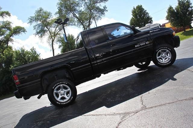 New-2001-Dodge-Ram-1500-SPORT-4WD