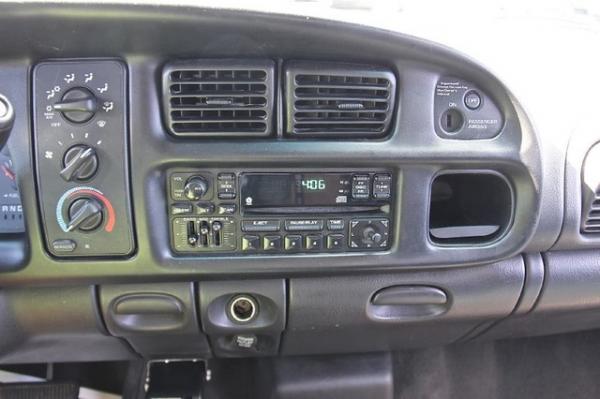 New-2001-Dodge-Ram-1500-SPORT-4WD