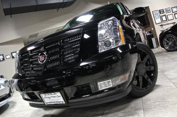 New-2011-Cadillac-Escalade-Premium-AWD