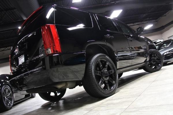 New-2011-Cadillac-Escalade-Premium-AWD