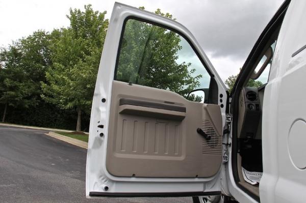 New-2009-Ford-Super-Duty-F-250-SRW-XL