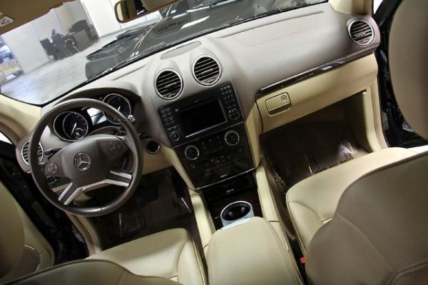New-2010-Mercedes-Benz-GL450-4-Matic