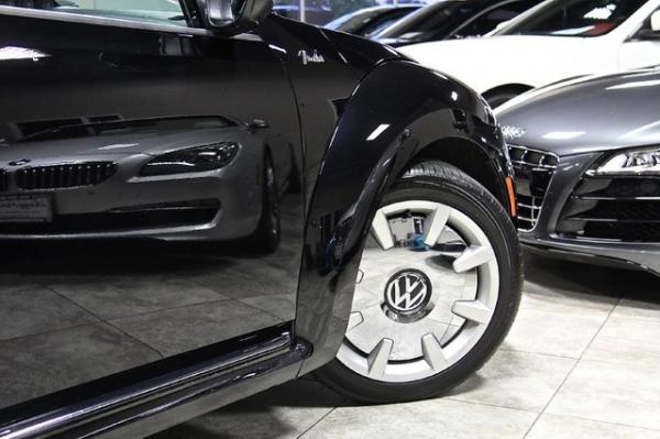 New-2013-Volkswagen-Beetle-Coupe-Fender-Edition