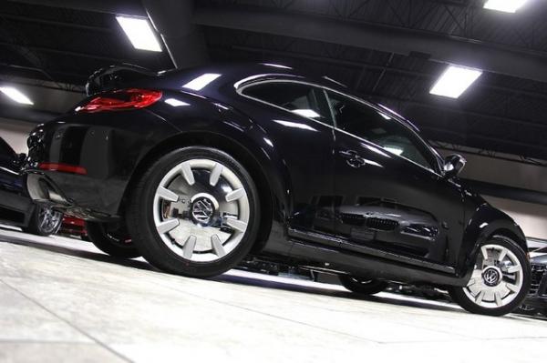 New-2013-Volkswagen-Beetle-Coupe-Fender-Edition