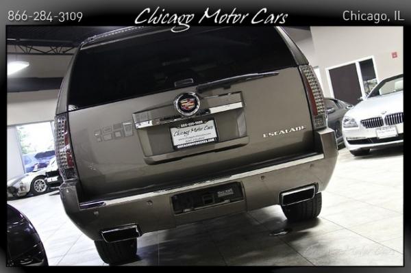 Used-2013-Cadillac-Escalade-ESV-Premium