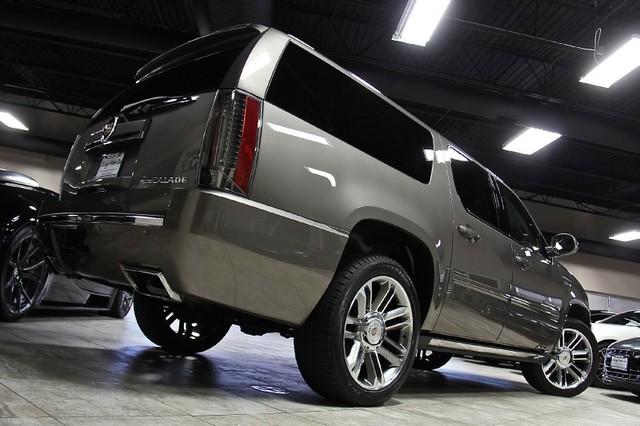 Used-2013-Cadillac-Escalade-ESV-Premium