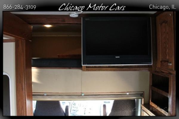 Used-2006-Freightliner-Columbia-CL120