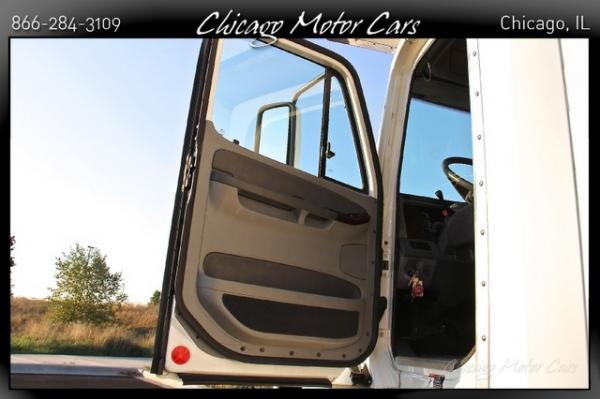 Used-2006-Freightliner-Columbia-CL120