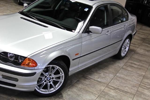 New-1999-BMW-323i