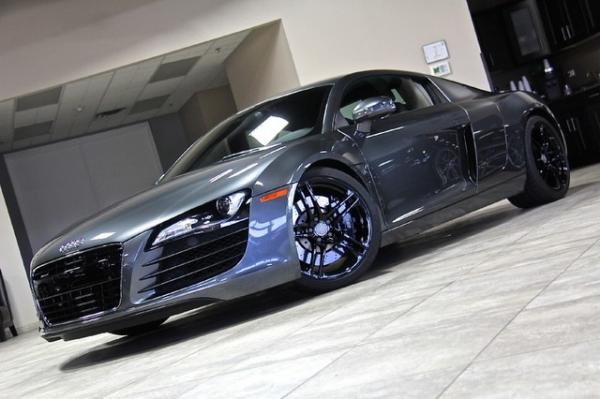 Used-2010-Audi-R8-42L-Quattro