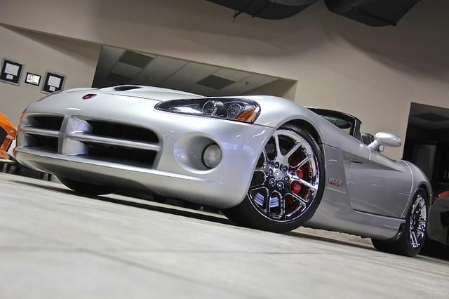 New-2005-Dodge-Viper-SRT10-Mamba-Edition