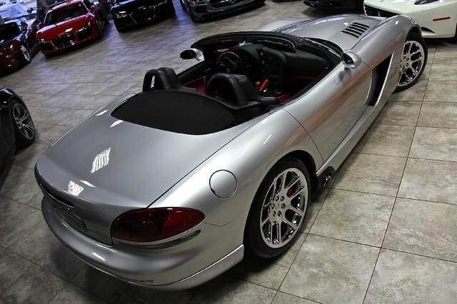 New-2005-Dodge-Viper-SRT10-Mamba-Edition